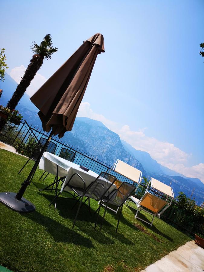 Casa Consolati Apartment Brenzone sul Garda Bagian luar foto